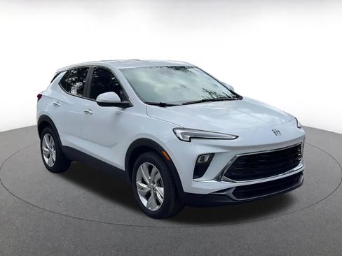 Used 2025 Buick Encore GX Preferred image 3