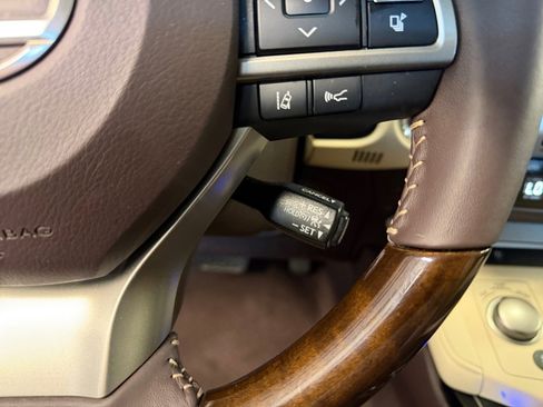 Used 2018 Lexus ES 350 w/ Premier Package FWD image 23