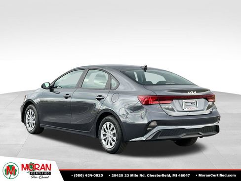 Used 2024 Kia Forte LX FWD image 4