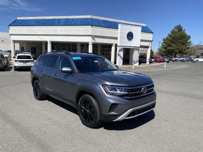 Certified 2023 Volkswagen Atlas SE w/ Black Wheel Package