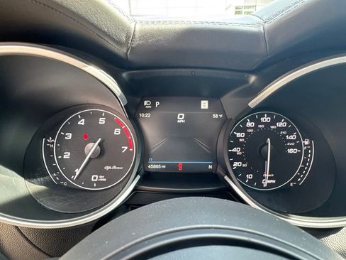 Used 2023 Alfa Romeo Stelvio Ti AWD/4WD image 37