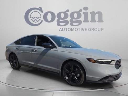 Certified 2025 Honda Accord Sport image 7