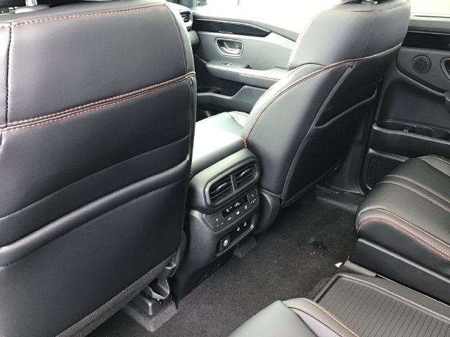 New 2026 Honda Pilot TrailSport image 36