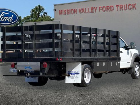 Used 2022 Ford F550 2WD Regular Cab Super Duty image 4