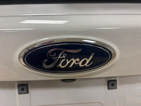 Used 2019 Ford Escape SEL AWD/4WD image 7