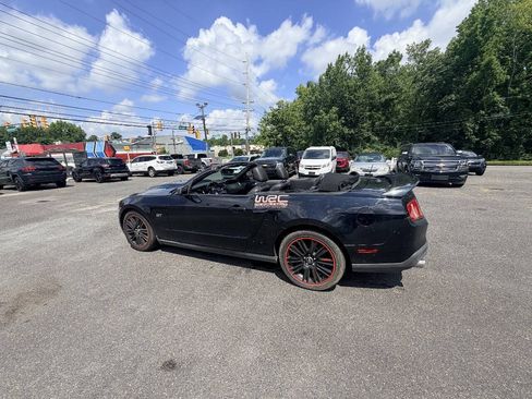 Used 2010 Ford Mustang GT Premium RWD image 23