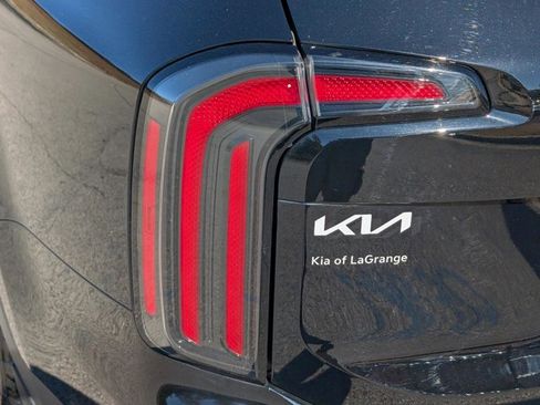 Used 2024 Kia Telluride SX Prestige X-Pro image 11