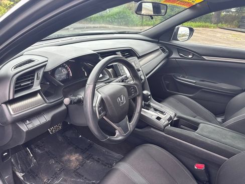 Used 2017 Honda Civic Sport image 12