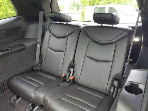 Used 2023 Cadillac XT6 Luxury AWD/4WD image 18