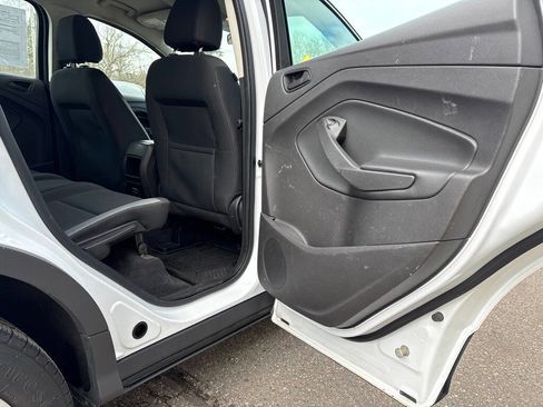 Used 2015 Ford Escape S FWD image 21