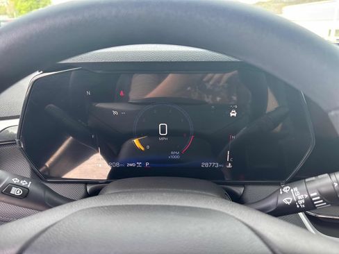 Used 2025 Chevrolet TrailBlazer LT AWD/4WD image 15