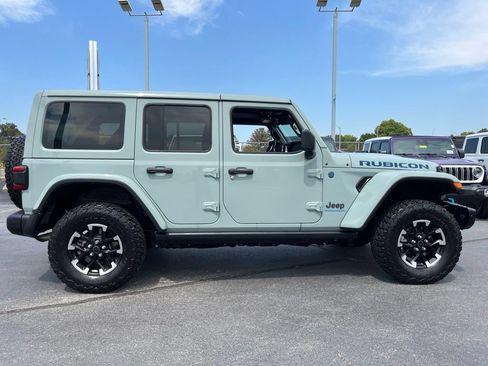 Used 2024 Jeep Wrangler Unlimited Rubicon 4xe AWD/4WD image 51