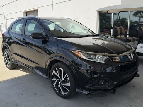 Used 2019 Honda HR-V Sport image 4