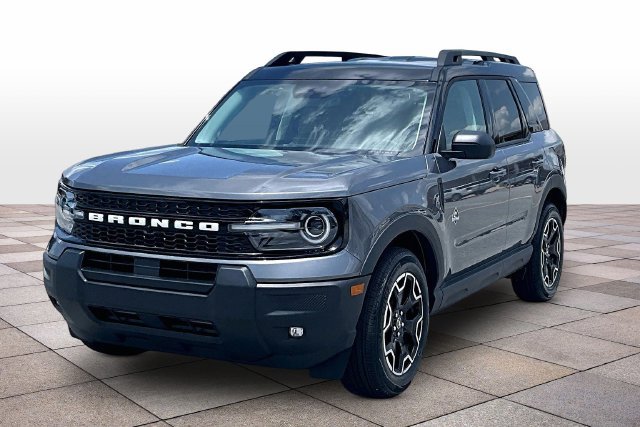 New 2026 Ford Bronco Sport Outer Banks w/ Outer Banks Tech Package+ AWD/4WD image 2