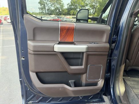 Used 2018 Ford F250 King Ranch w/ King Ranch Ultimate Package AWD/4WD image 25