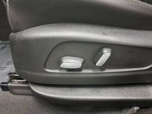 Used 2023 Cadillac XT5 Luxury FWD image 25