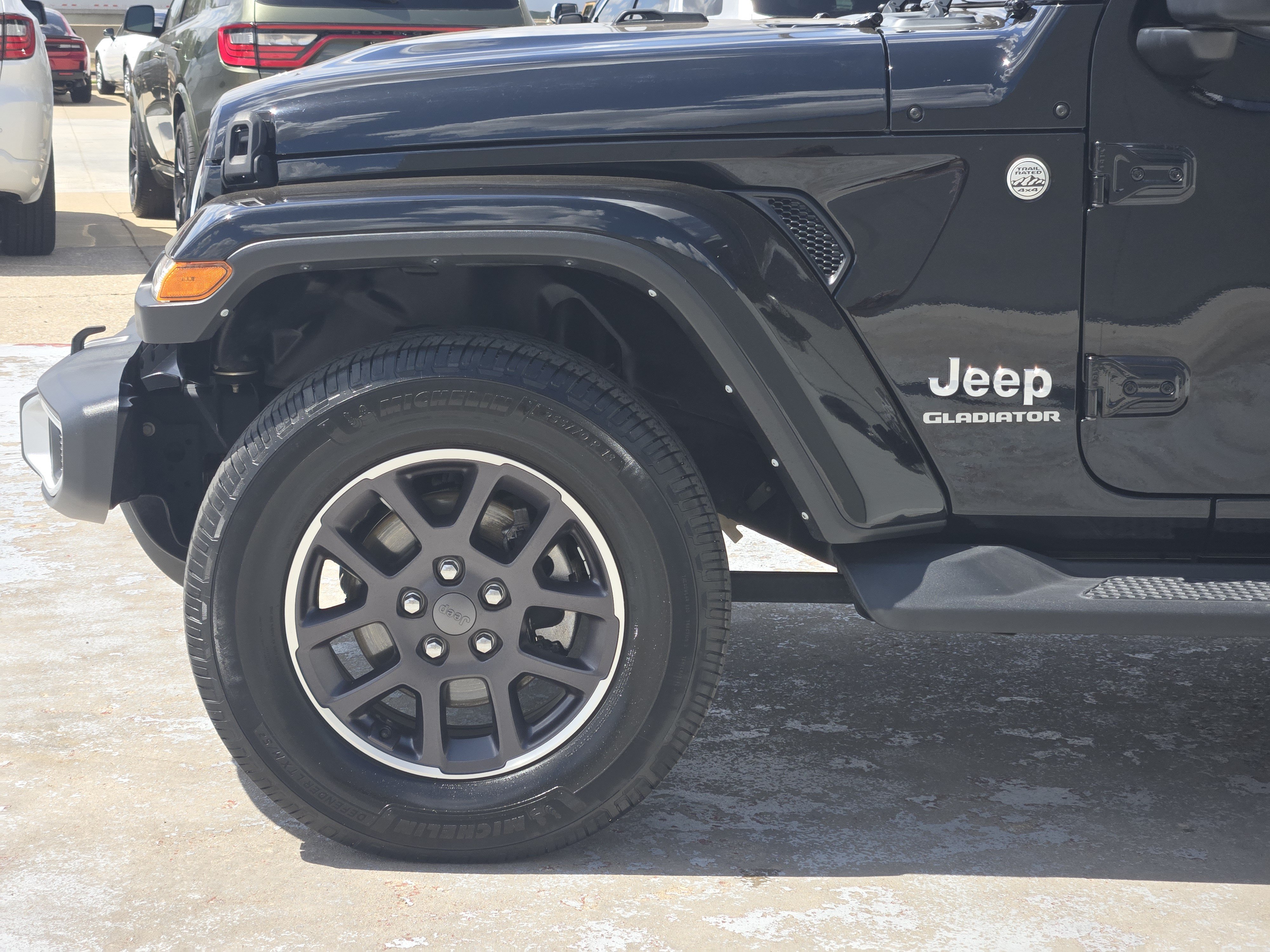Used 2022 Jeep Gladiator Overland w/ Popular Equipment Package AWD/4WD image 9
