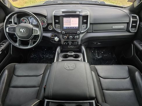 Used 2022 RAM 1500 Laramie w/ Sport Appearance Package AWD/4WD image 18