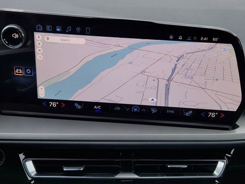 New 2026 Chevrolet Traverse LT w/ Driver Confidence Package image 17