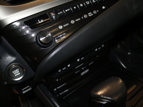 Used 2020 Lexus ES 350 F Sport w/ Accessory Package 2 FWD image 34