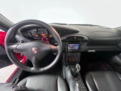 Used 2004 Porsche 911 Carrera 4S image 28