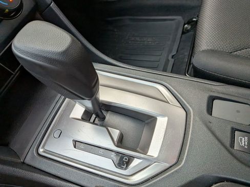 Used 2019 Subaru Crosstrek 2.0i w/ Eyesight System image 23