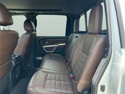 Used 2021 Nissan Titan Platinum Reserve w/ Moonroof Package AWD/4WD image 10