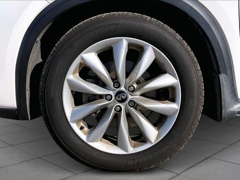 Used 2019 INFINITI QX50 Luxe w/ Cargo Package image 11