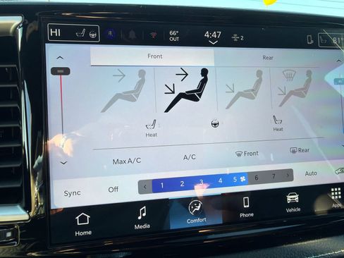 New 2026 Chrysler Pacifica Select image 26