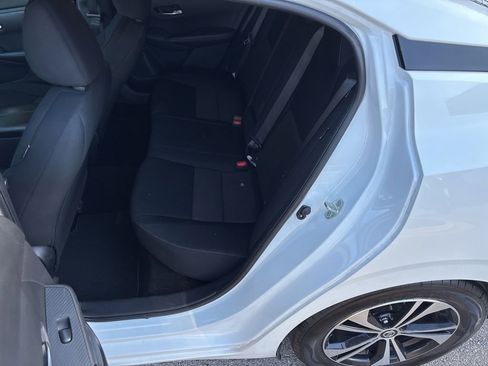 Used 2022 Nissan Sentra SV w/ Trunk Package FWD image 10