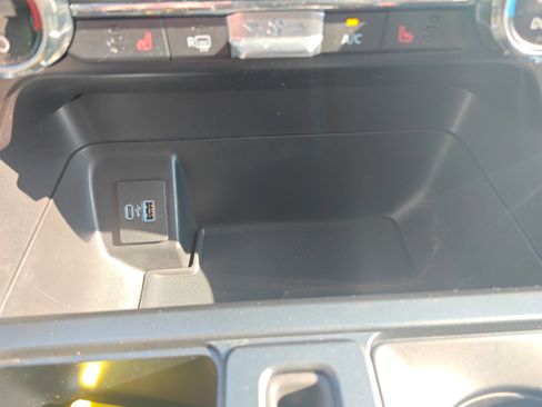 Used 2021 Ford F150 XLT w/ Equipment Group 302A High AWD/4WD image 15