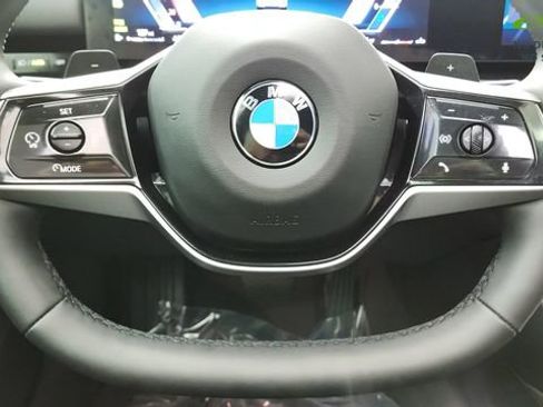 Used 2025 BMW 530i RWD image 42