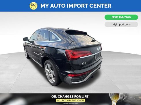 Used 2023 Audi Q5 2.0T Premium w/ Convenience Package AWD/4WD image 4