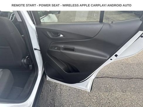 Used 2024 Chevrolet Equinox LT FWD image 28