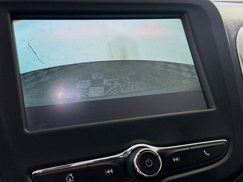 Used 2018 Chevrolet Equinox LT image 22