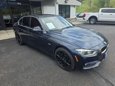 Used 2017 BMW 330i xDrive Sedan AWD/4WD image 3