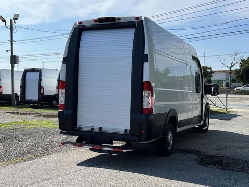 Used 2024 RAM ProMaster 3500 w/ Delivery Van Package FWD image 6
