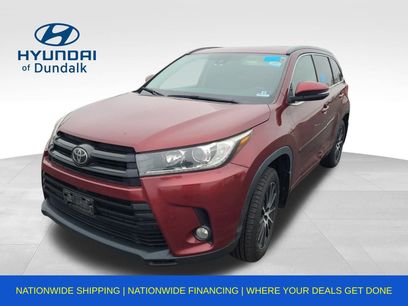 Used 2017 Toyota Highlander SE