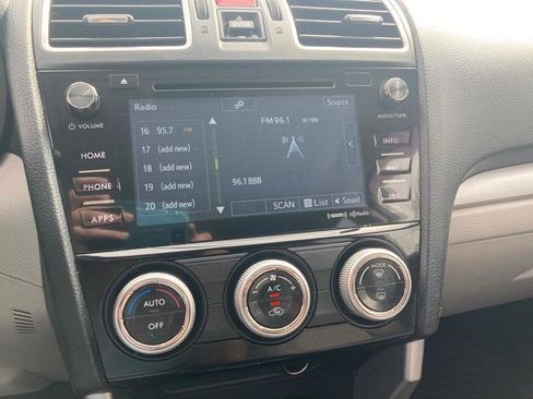 Used 2018 Subaru Forester 2.5i Premium w/ All-Weather Package image 18