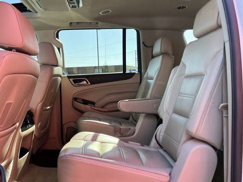 Used 2016 GMC Yukon XL Denali w/ Open Road Package AWD/4WD image 13