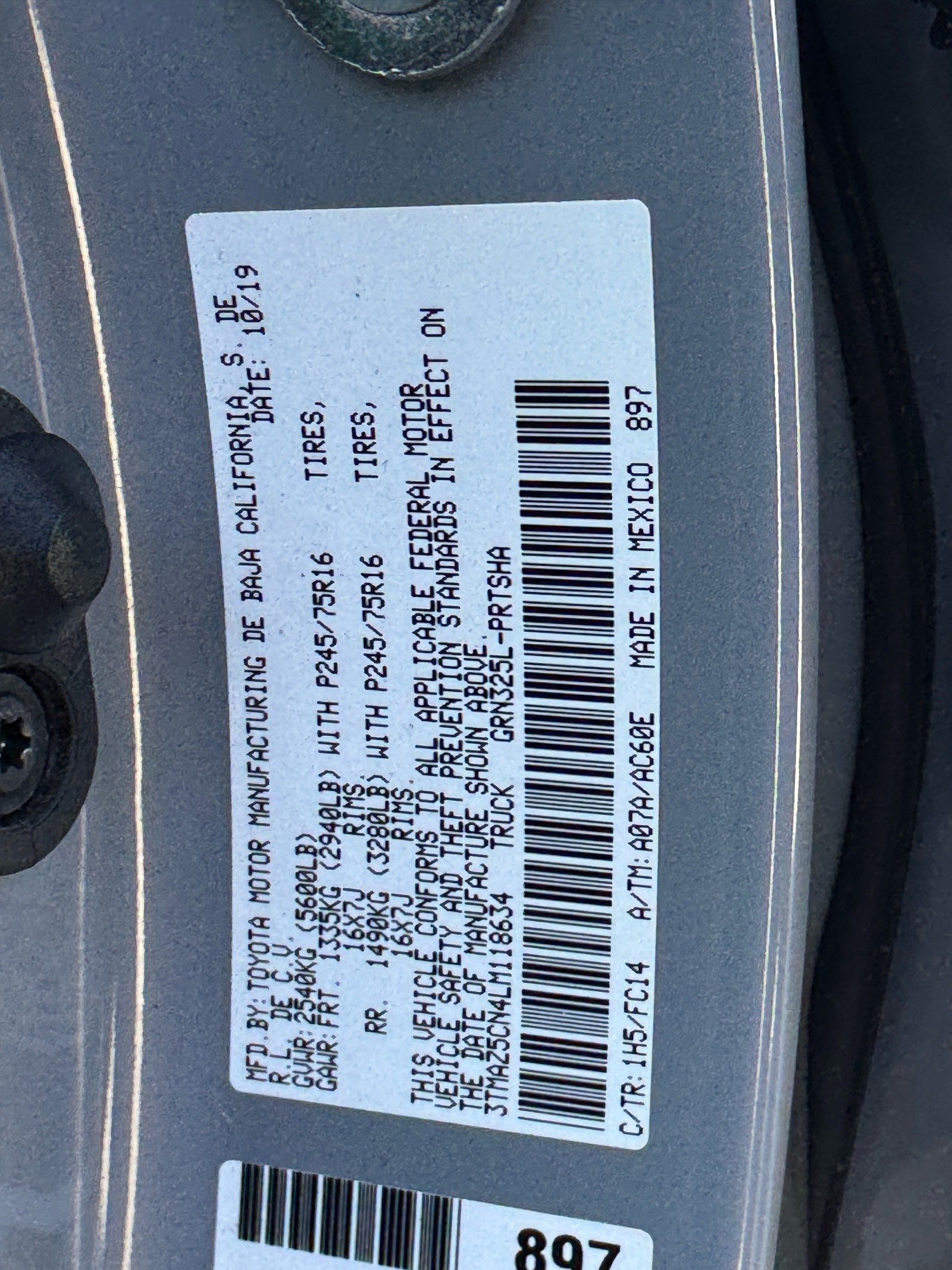 Used 2020 Toyota Tacoma SR5 RWD image 30