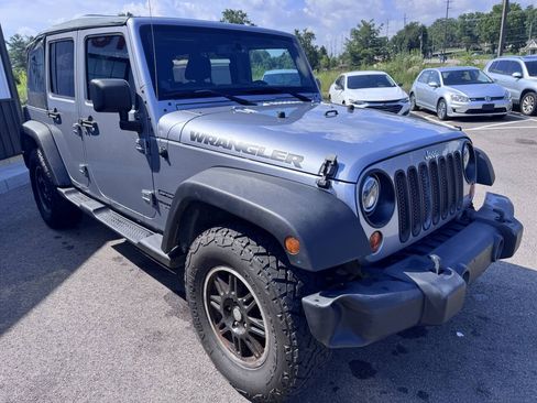 Used 2013 Jeep Wrangler Unlimited Sport AWD/4WD image 4
