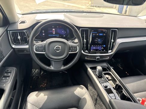 Used 2024 Volvo S60 B5 Core AWD/4WD image 7
