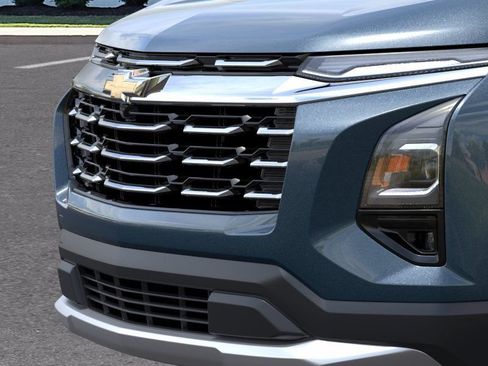 New 2027 Chevrolet Equinox LT w/ Convenience Package II FWD image 13