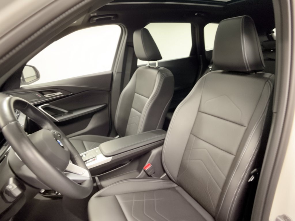 Certified 2026 BMW X1 xDrive28i AWD/4WD image 5