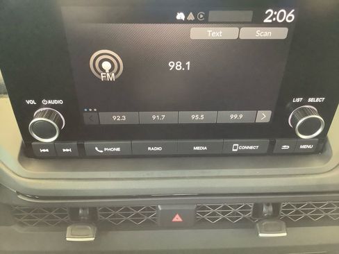 Used 2024 Honda Accord EX image 11