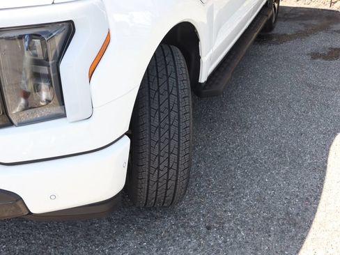 Used 2022 Ford F150 Lightning Platinum AWD/4WD image 50