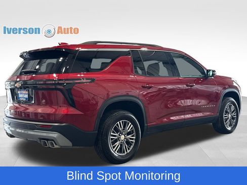 Used 2026 Chevrolet Traverse LT AWD/4WD image 9