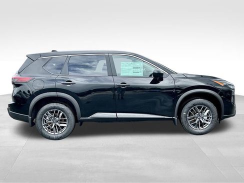 Used 2025 Nissan Rogue S AWD/4WD image 8