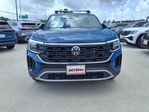 New 2026 Volkswagen Atlas Cross Sport SE FWD image 3